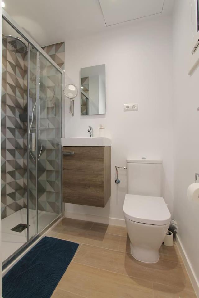 Petit Bijou - Beach Apartment III Кастельдафелс Екстер'єр фото