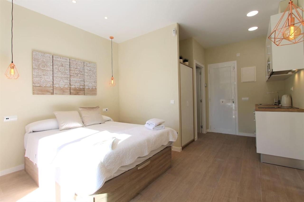 Petit Bijou - Beach Apartment III Кастельдафелс Екстер'єр фото