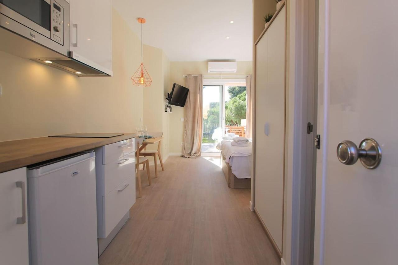 Petit Bijou - Beach Apartment III Кастельдафелс Екстер'єр фото